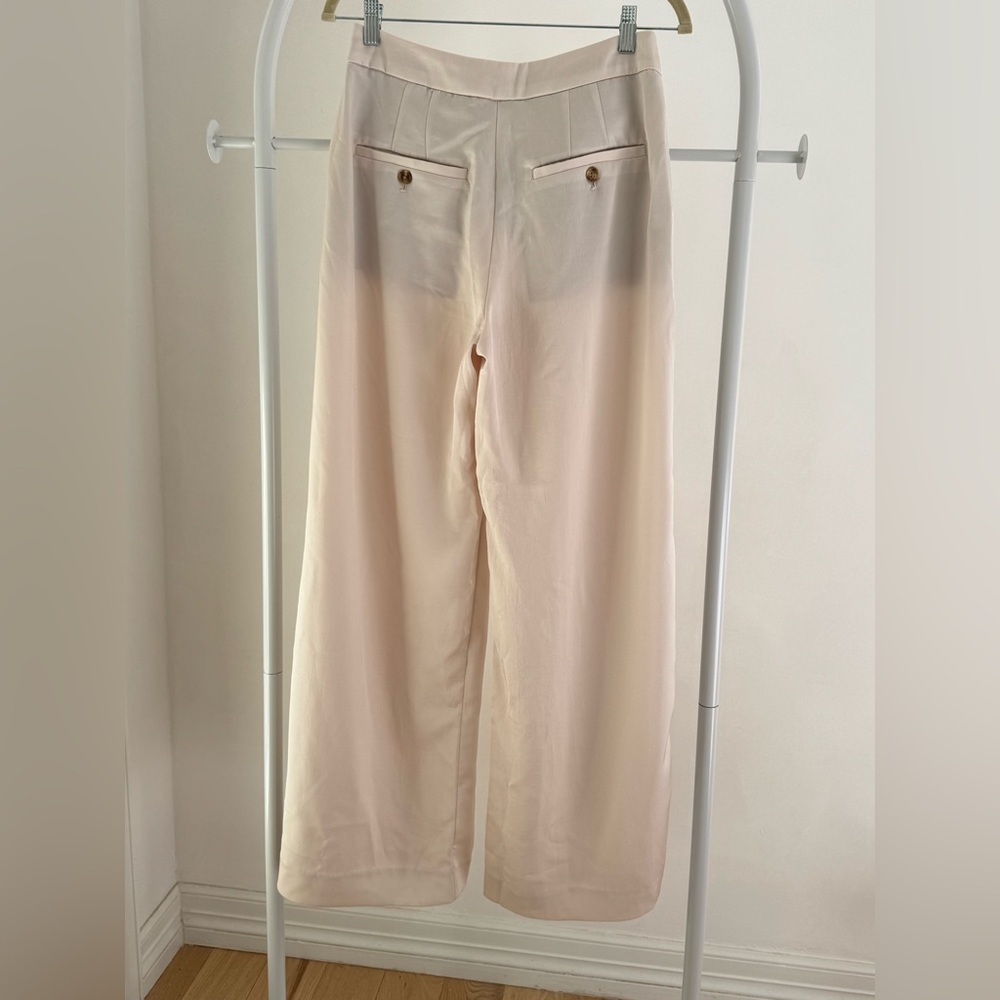 Women’s Banana Republic Wide Leg Satin Cream Pants, size 4 - Picture 4 of 10